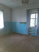 Земельный участок площадью 1042 кв.м. и здание фельдшерско-акушерского пункта, площадью 117 кв. м., расположенные по адресу: Липецкая область, Краснинский муниципальный округ, село Бредихино, дом 5
